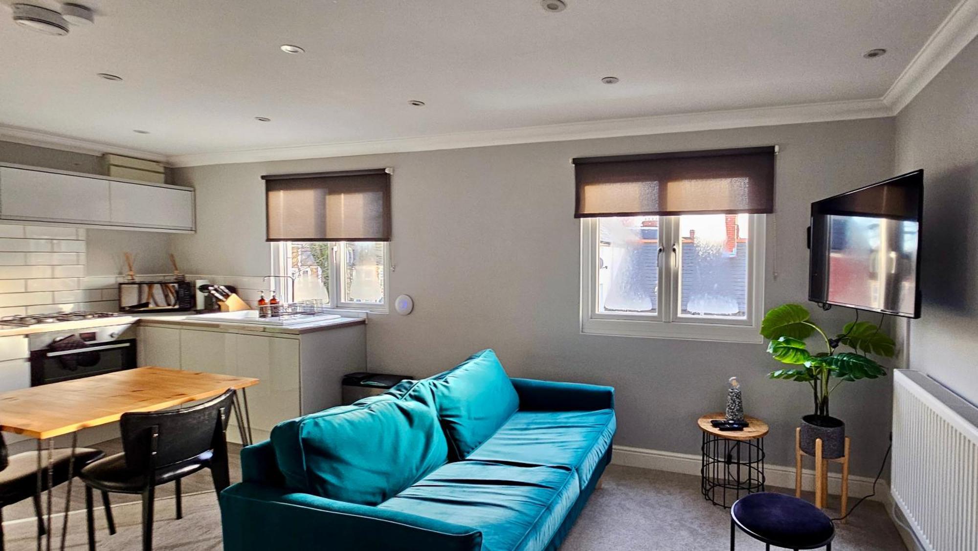Victoria House By Switchback Stays Cardiff Bagian luar foto